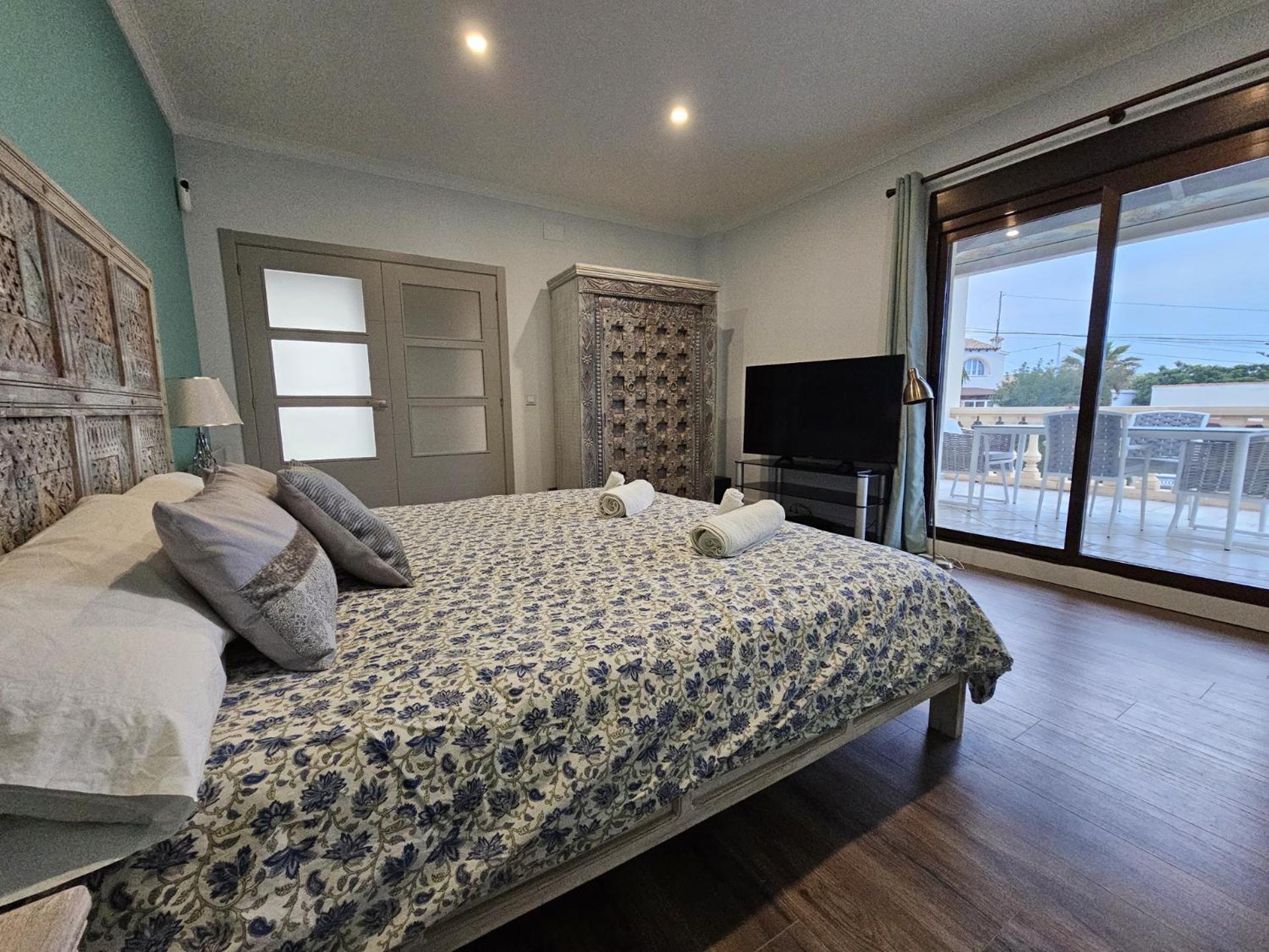 Luxury Villa - Pool, Hot Tub, Aircon, Tvs, Home Cinema, Office, Gbit Internet, Sports Equipment Calp Extérieur photo
